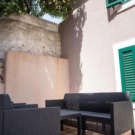 Iwy Holiday home *